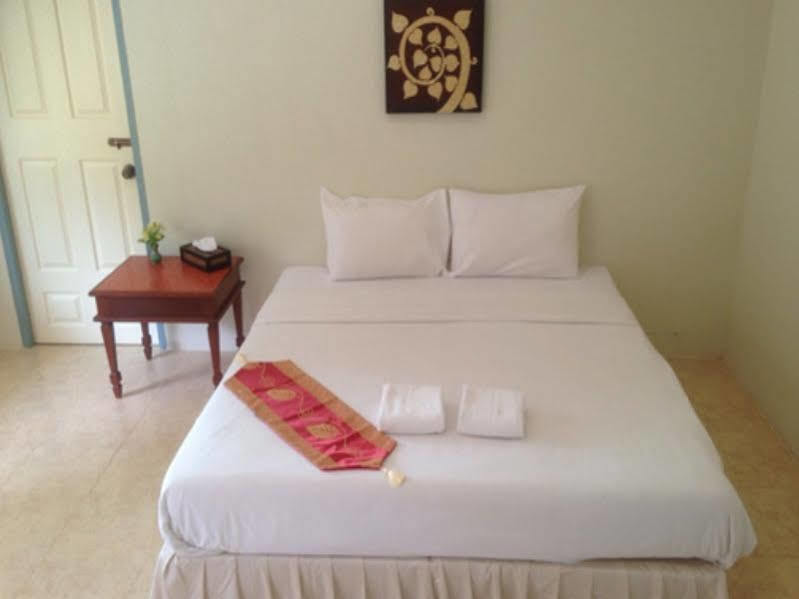 Oyo 479 Water Jade Natural Resort Thai Mueang Екстериор снимка